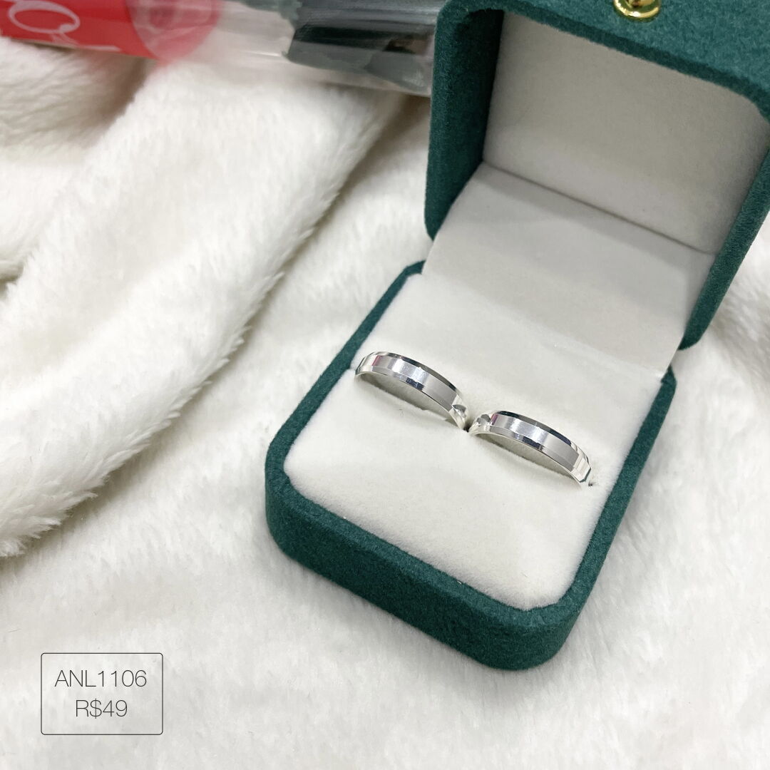 Aliança Reta Bisotada 4mm Prateada